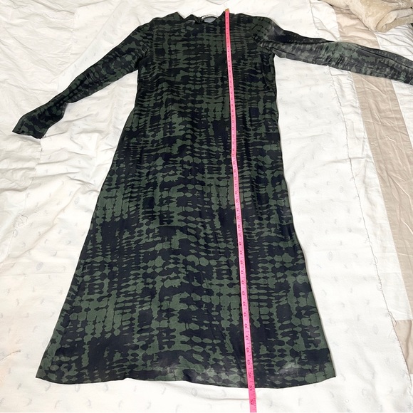 Zara Printed Satin‑Feel Viscose Midi Dress Olive Black Long Sleeve Pockets, Med. - Picture 13 of 17
